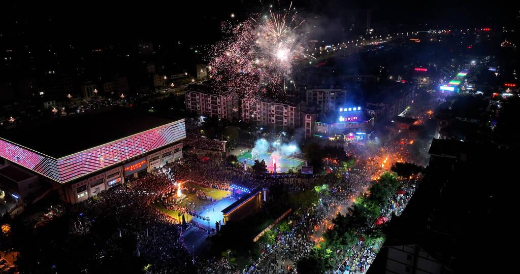 15.DJI_0585.00_32_19_03.Still012.jpg 15.DJI_0585.00_32_19_03.Still012.jpg